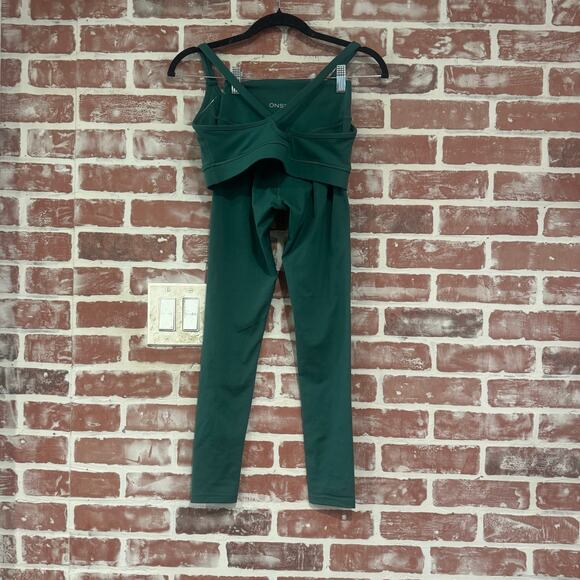 Onset Green Sports Bra & Leggings Set Size Small EUC - Picture 2 of 8